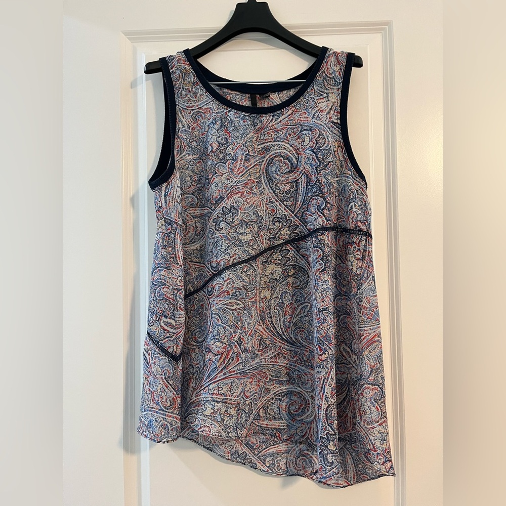 Skye’s the Limit size M asymmetrical cute top, sheer material, navy blue